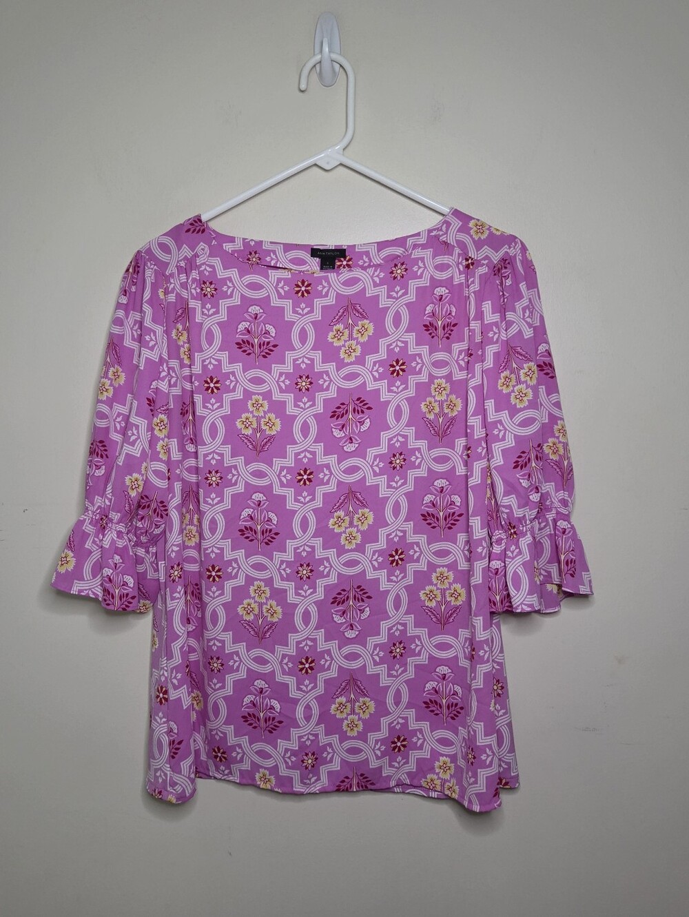 Women's Ann Taylor Purple Floral Print Top Sz Large